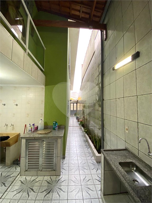 Sobrado à venda com 4 quartos, sendo 1 suíte, em Artur Alvim, São Paulo, SP
