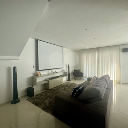 Casa à venda com 3 quartos, sendo 1 suíte,  no condomínio Lago da Serra, Araçoiaba da Serra - SP