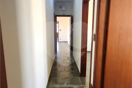 Casa à venda com 3 quartos, sendo 2 suítes, em Jardim Europa (vila Xavier), Araraquara, SP