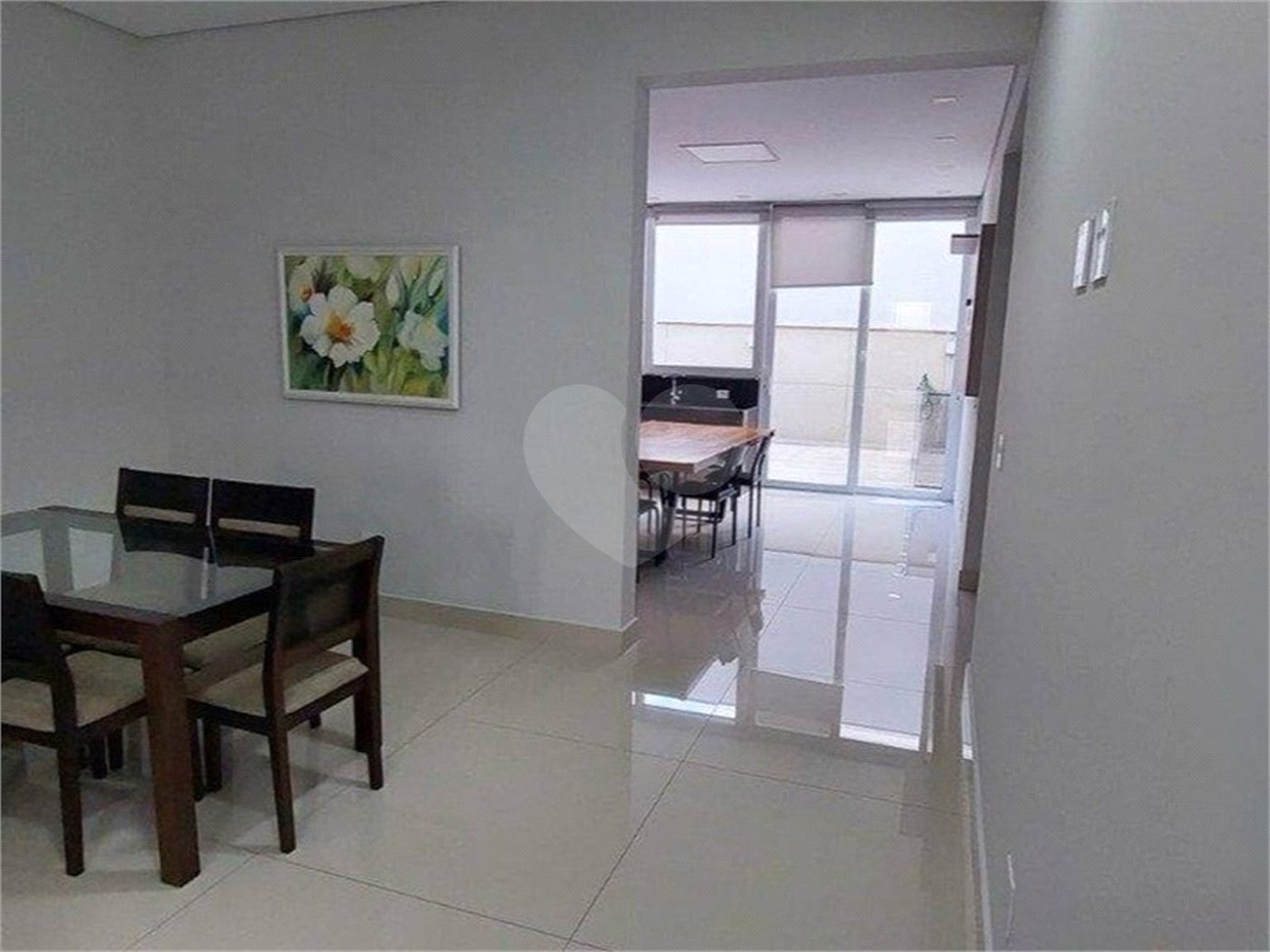 Casa à venda ou para alugar com 3 suítes no condomínio Mont Blanc, Sorocaba - SP