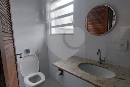 Casa à venda com 4 quartos, sendo 1 suíte, em Campo Grande, Rio de Janeiro, RJ