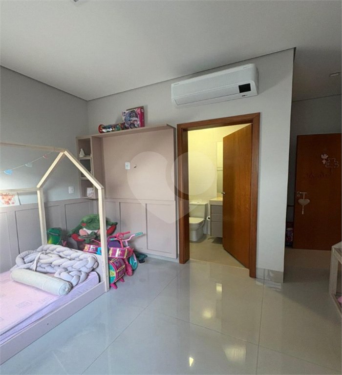 Casa à venda com 3 suítes no condomínio Residencial Terras de Siena, Ribeirão Preto - SP