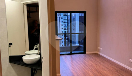 Apartamento à venda com 1 suíte em Moema, São Paulo, SP