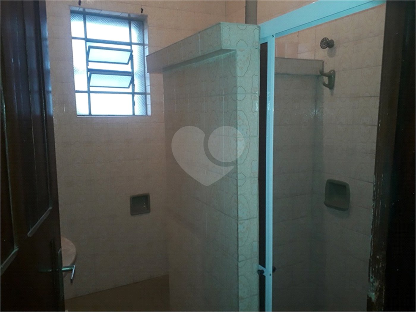 Sobrado à venda com 4 quartos em Tremembé, São Paulo, SP