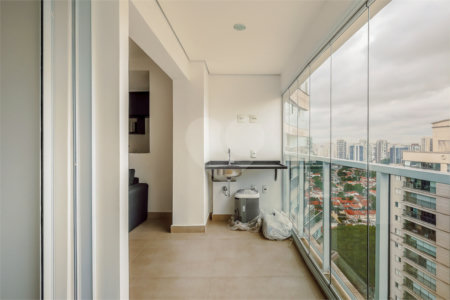 Apartamento à venda ou para alugar com 1 quarto em Vila Gertrudes, São Paulo, SP