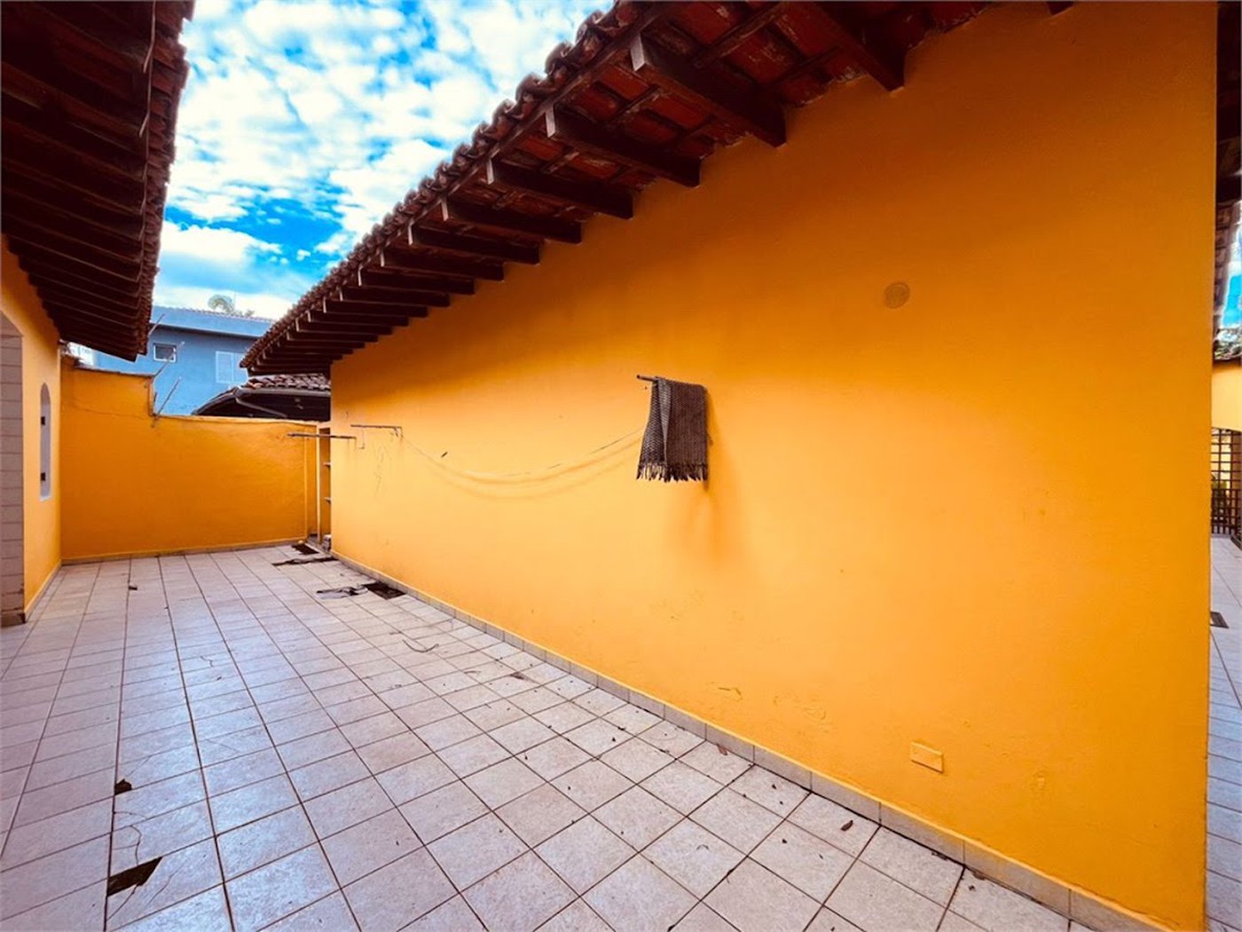 Casa com 6 dormitórios à venda, 300 m² por R$ 680.000,00 - Balneário Cidade Atlântica - Guarujá/SP