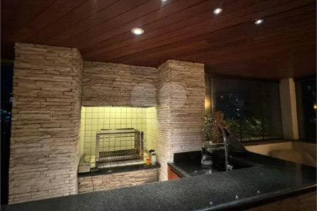Apartamento para alugar com 4 quartos, sendo 2 suítes, em Vila Andrade, São Paulo, SP