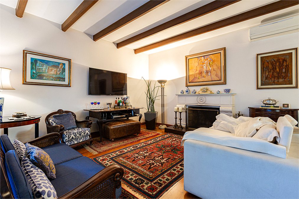 Casa Térrea à venda com 3 quartos, sendo 1 suíte, em Alto de Pinheiros, São Paulo, SP