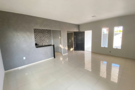 Casa à venda com 3 quartos, sendo 2 suítes, no condomínio PORTO LAGOA, Aquiraz - CE