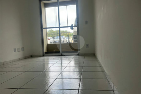 Apartamento à venda com 3 quartos, sendo 1 suíte, em Vila Amélia, São Paulo, SP