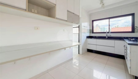 Apartamento à venda com 3 quartos, sendo 1 suíte,  em Ipiranga, São Paulo, SP