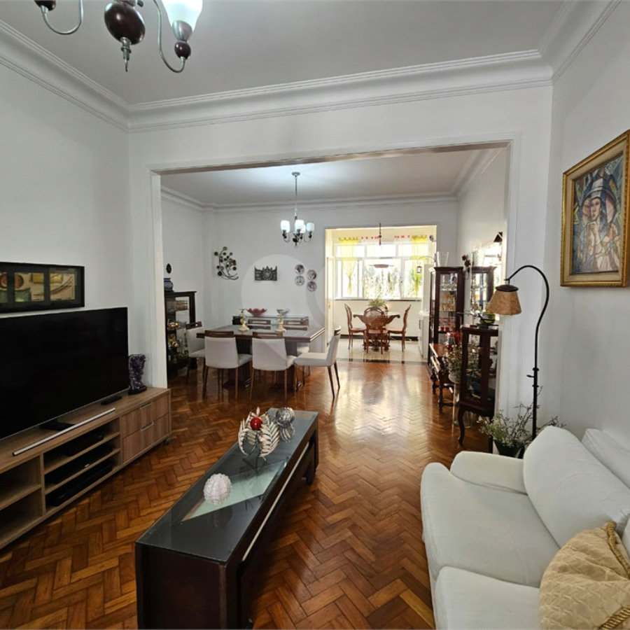 Apartamento à venda com 3 quartos, sendo 1 suíte, em Copacabana, Rio de Janeiro, RJ