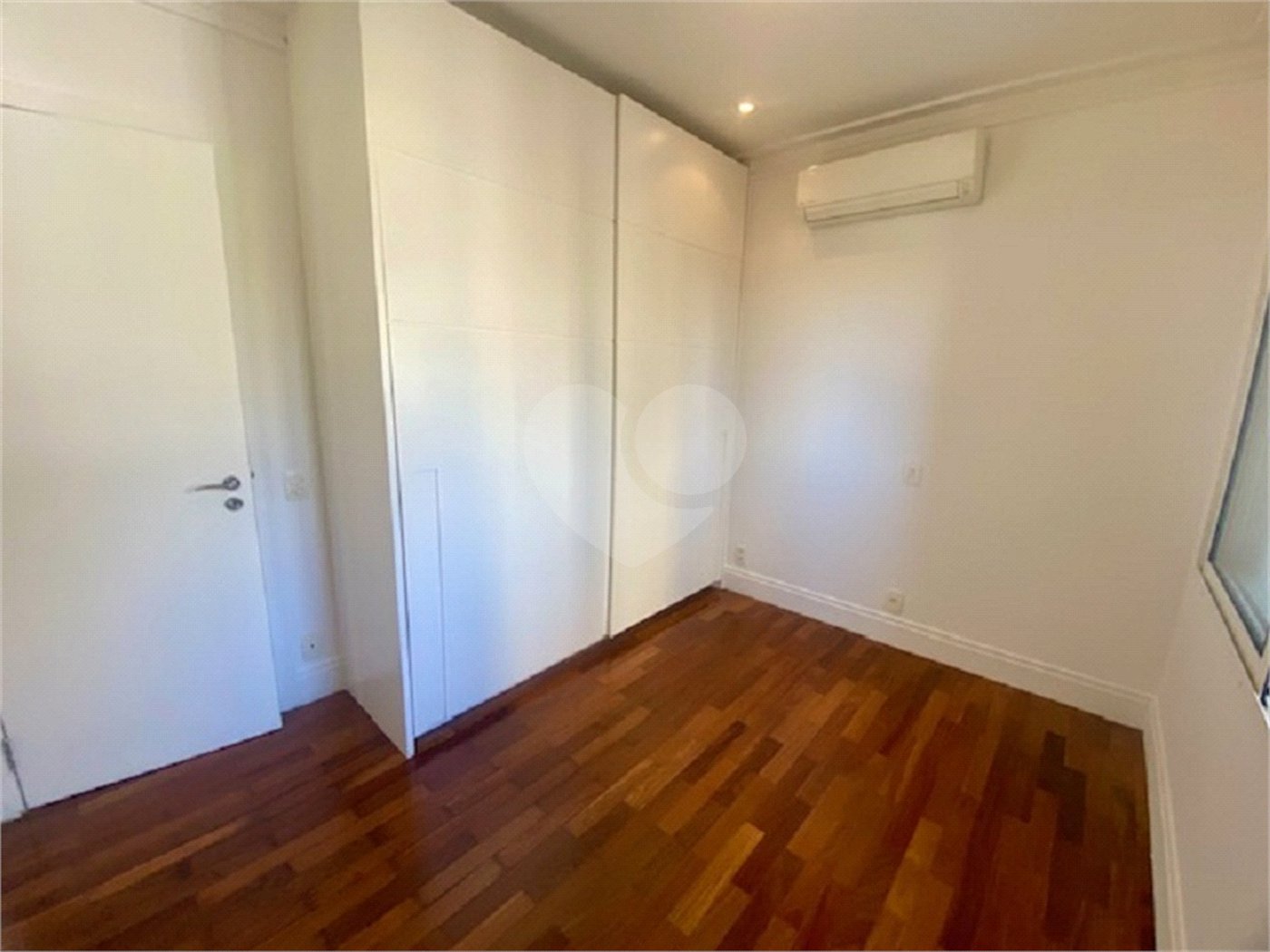 Apartamento à venda ou para alugar com 2 suítes em Itaim Bibi, São Paulo, SP