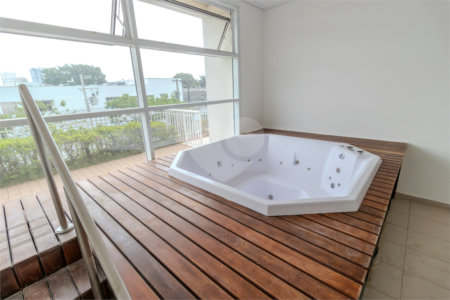 Apartamento à venda com 3 suítes em Campo Grande, São Paulo, SP