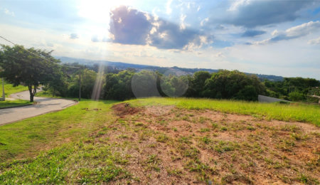 Terreno à venda no condomínio Santa Isabel I, Louveira - SP