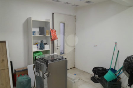 Sobrado à venda com 3 quartos, sendo 1 suíte,  em Jardim Promissão, São Paulo, SP