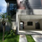 Casa à venda com 4 suítes no condomínio Bella Cittá Villagio I, Mogi das Cruzes - SP
