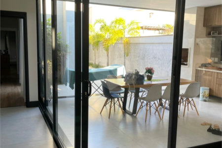 Casa à venda com 3 suítes no condomínio Mont Blanc, Sorocaba - SP