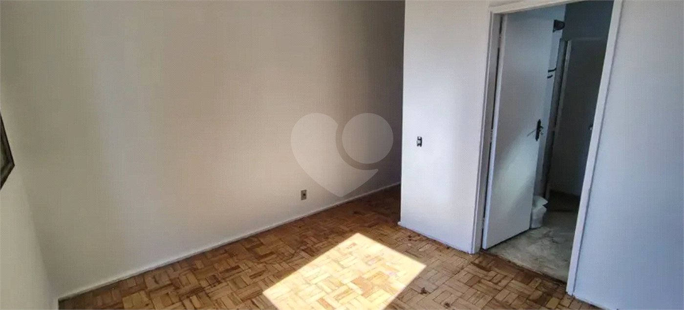 Apartamento à venda com 4 quartos, sendo 1 suíte, em Vila Olímpia, São Paulo, SP