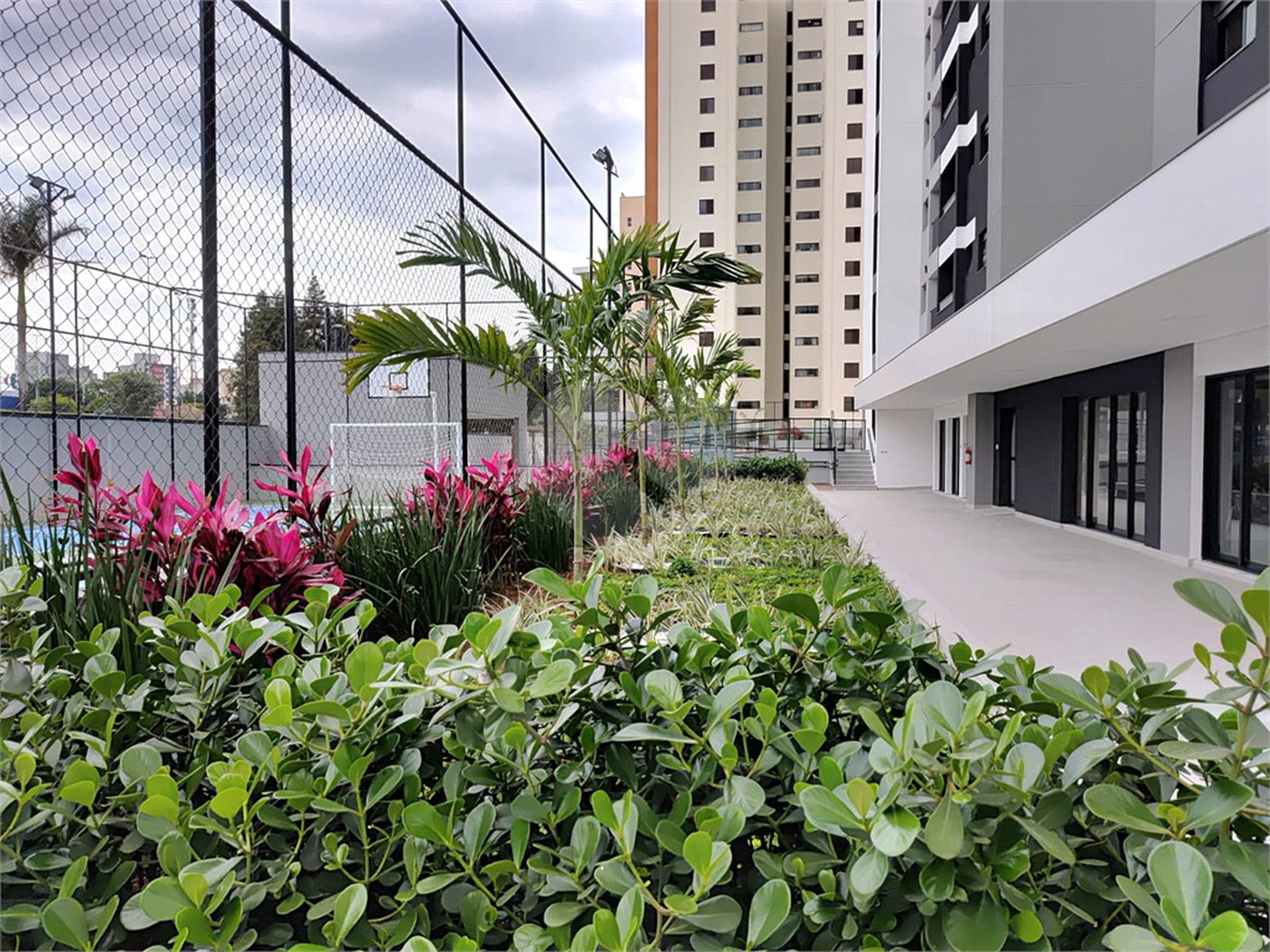 Apartamento à venda com 3 suítes em Parque Campolim, Sorocaba, SP