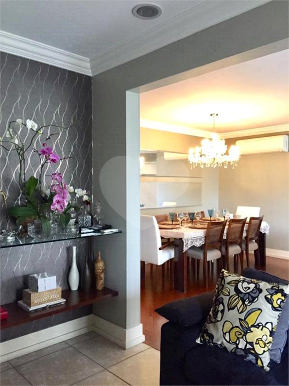 Apartamento à venda com 3 suítes em Vila Suzana, São Paulo, SP