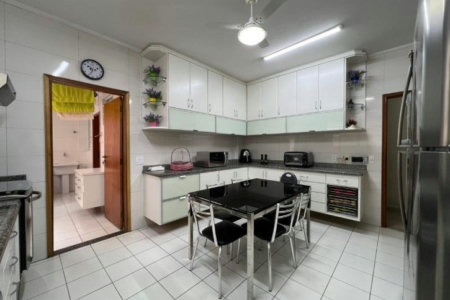 Casa com 3 dormitórios à venda, 161 m² por R$ 1.420.000,00 - Embaré - Santos/SP