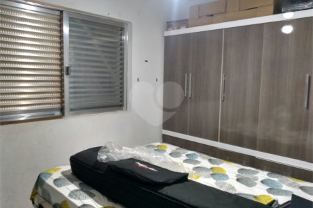 Casa à venda com 5 quartos, sendo 1 suíte, em Vila Fazzeoni, São Paulo, SP