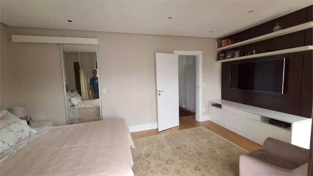 Casa à venda com 3 suítes no condomínio Metropolitan, São Paulo - SP