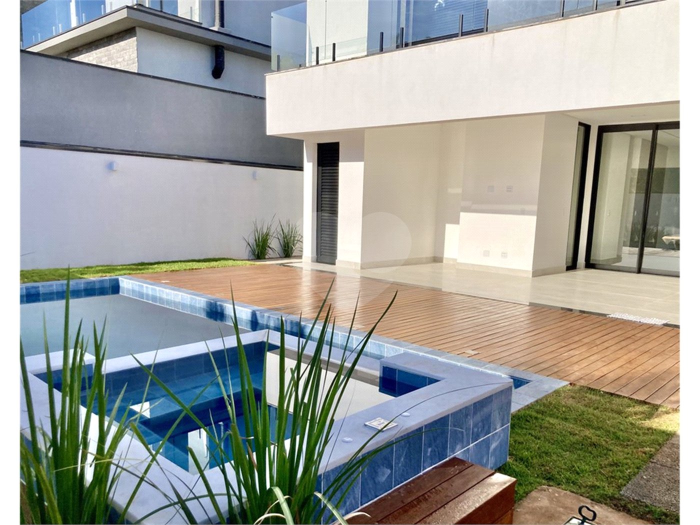Casa à venda com 3 suítes em Residencial Village das Flores, Jundiaí, SP