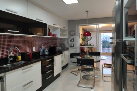 Apartamento à venda com 3 suítes em Vila Prudente, São Paulo, SP