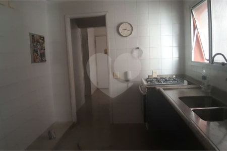 Apartamento à venda com 3 quartos, sendo 1 suíte, em Pinheiros, São Paulo, SP