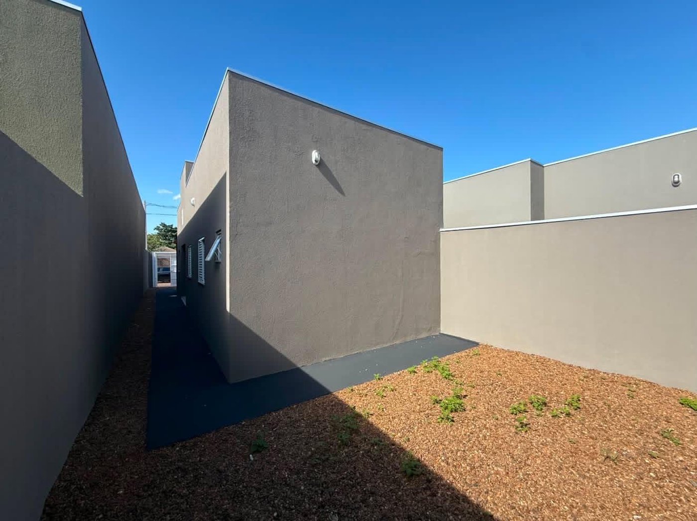 Casa à venda com 2 quartos, sendo 1 suíte,  em Setsul, Três Lagoas, MS
