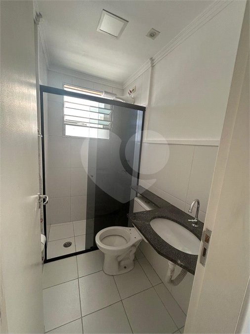 Apartamento à venda ou para alugar com 3 quartos, sendo 1 suíte,  em Vila Mogilar, Mogi das Cruzes, SP