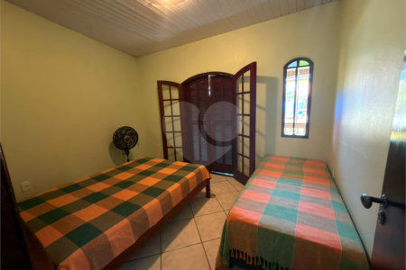 Casa à venda com 7 quartos em Peró, Cabo Frio, RJ