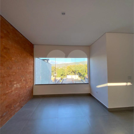 Sobrado à venda com 3 quartos, sendo 1 suíte, em Jardim do Lago, Atibaia, SP