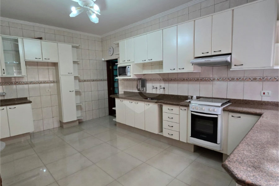 Casa à venda com 3 quartos, sendo 1 suíte, em Vila Pereira Cerca, São Paulo, SP