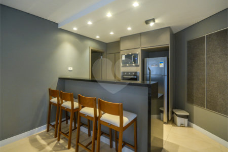 Apartamento à venda com 4 quartos, sendo 1 suíte, em Moema, São Paulo, SP