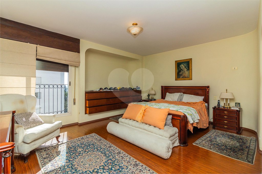 Apartamento à venda com 4 quartos, sendo 3 suítes, em Vila Andrade, São Paulo, SP