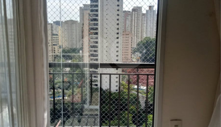 Apartamento à venda com 3 quartos, sendo 1 suíte,  em Vila Praia, São Paulo, SP
