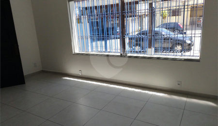 Casa à venda com 3 quartos, sendo 1 suíte,  em Vila Cordeiro, São Paulo, SP