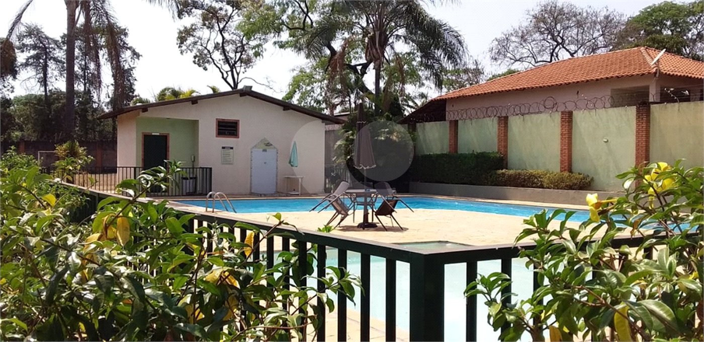 Casa à venda com 3 quartos, sendo 1 suíte, em Jardim Zavanella, Araraquara, SP
