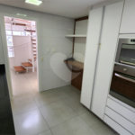 Apartamento à venda com 3 quartos, sendo 2 suítes,  em Paraíso do Morumbi, São Paulo, SP