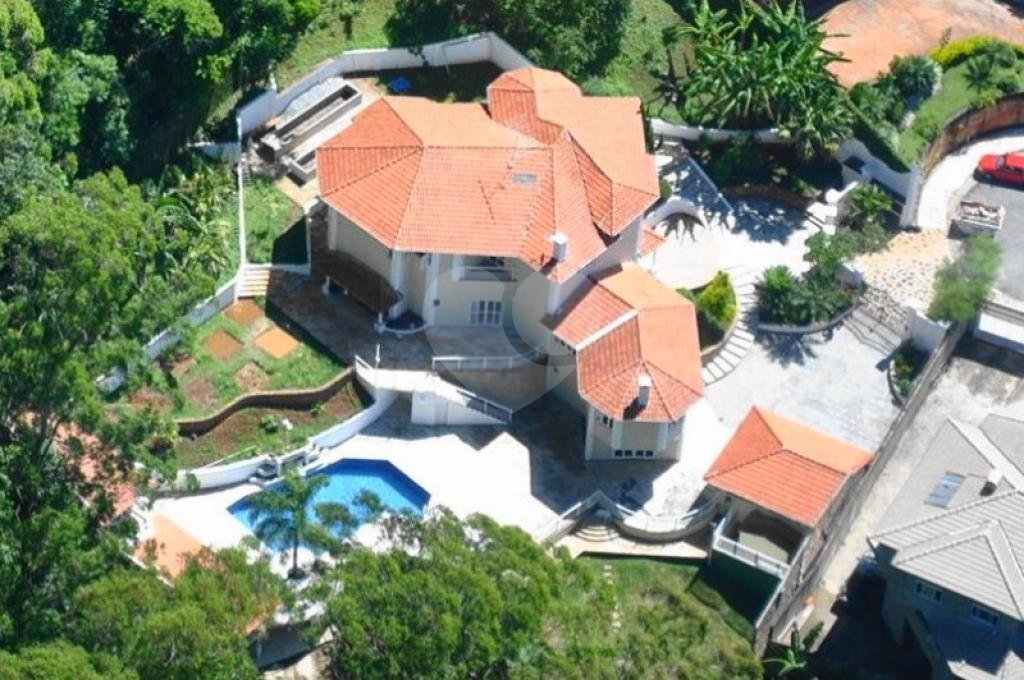 Casa à venda com 4 suítes no condomínio Praça Lagoa dos Patos,38, São Paulo - SP