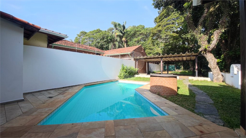 Terreno à venda com 1 suíte em Interlagos, São Paulo, SP