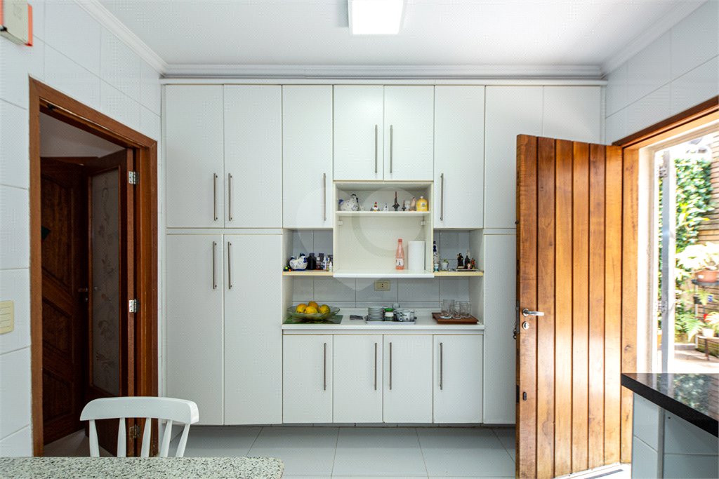 Casa à venda com 3 quartos, sendo 1 suíte, em Campo Belo, São Paulo, SP