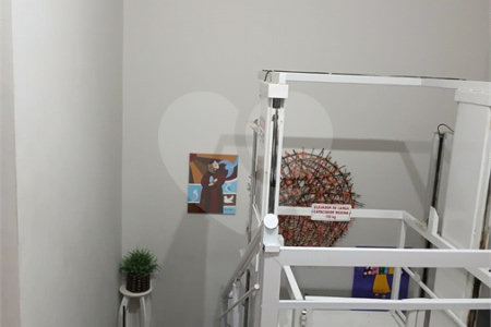 Sobrado à venda com 3 quartos, sendo 1 suíte,  em Villa Di Cesar, Mogi das Cruzes, SP