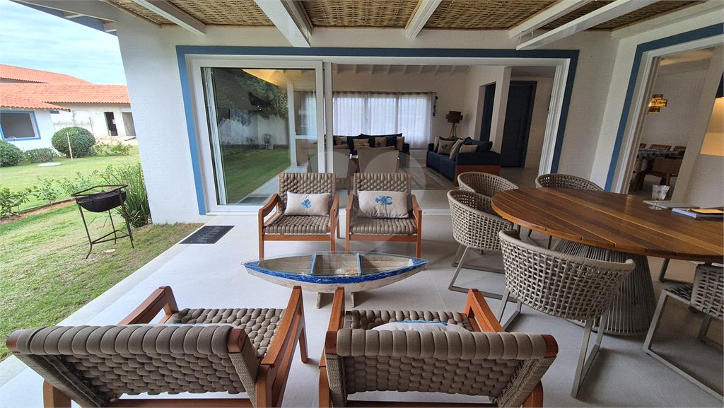 Casa em condomínio à venda com 5 quartos, sendo 4 suítes, em Manguinhos, Armação dos Búzios, RJ