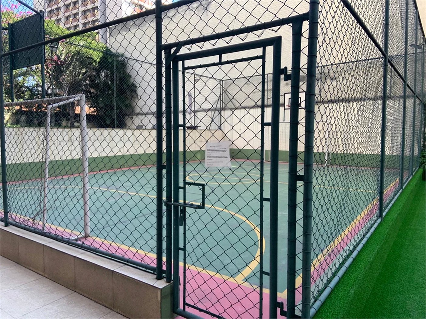 Apartamento à venda com 4 quartos, sendo 3 suítes,  em Pinheiros, São Paulo, SP