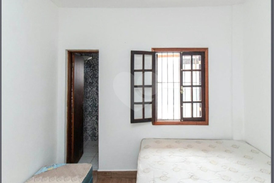 Casa Térrea à venda com 3 quartos, sendo 2 suítes, em Horto, São Paulo, SP