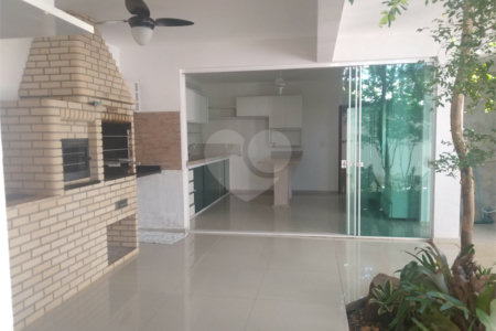 Casa à venda com 4 quartos, sendo 3 suítes, no condomínio Ibiti Royal Park, Sorocaba - SP